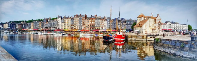 Cottages-Architecture-Honfleur-Panorama-Coloured-3012525